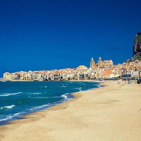 Awa Cefalu Umberto I Luaran gambar