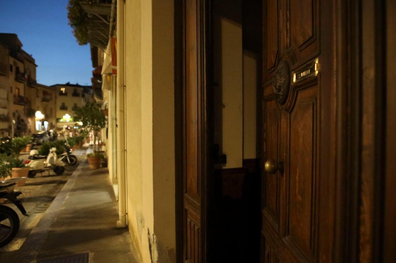 Awa Cefalu Umberto I Luaran gambar