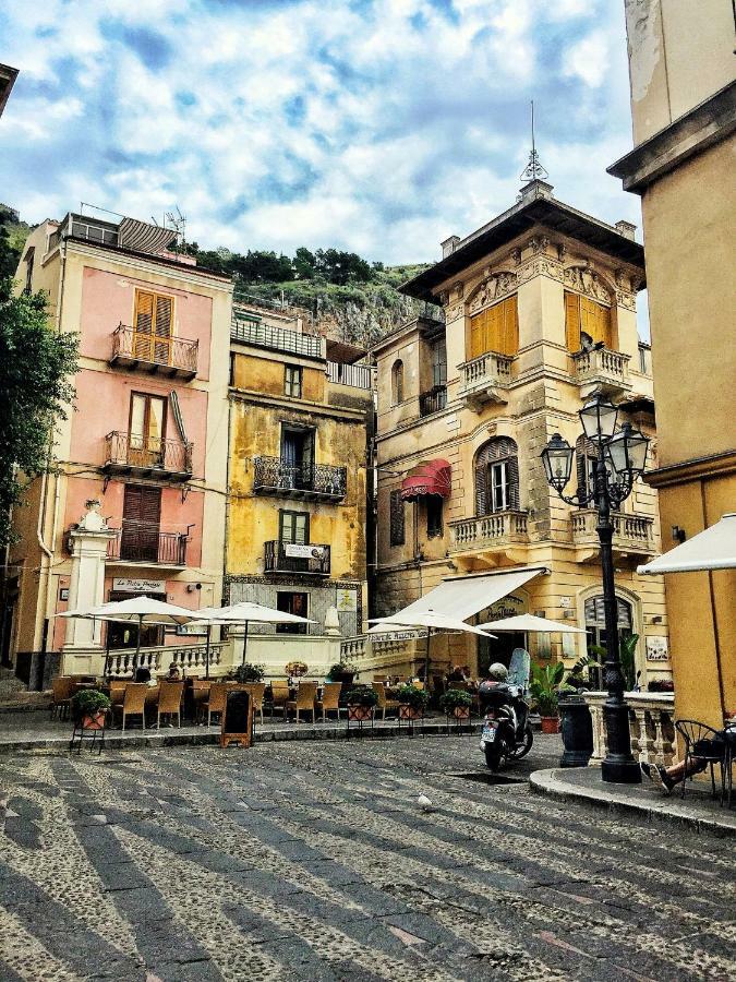 Awa Cefalu Umberto I Luaran gambar